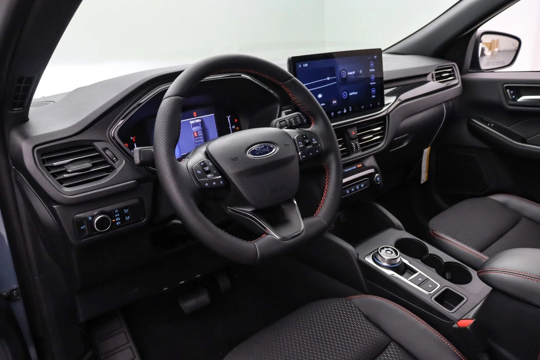 2026 Ford Escape - Image 14 of 21
