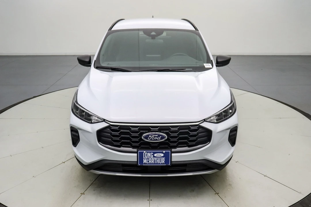 2026 Ford Escape - Image 10 of 21