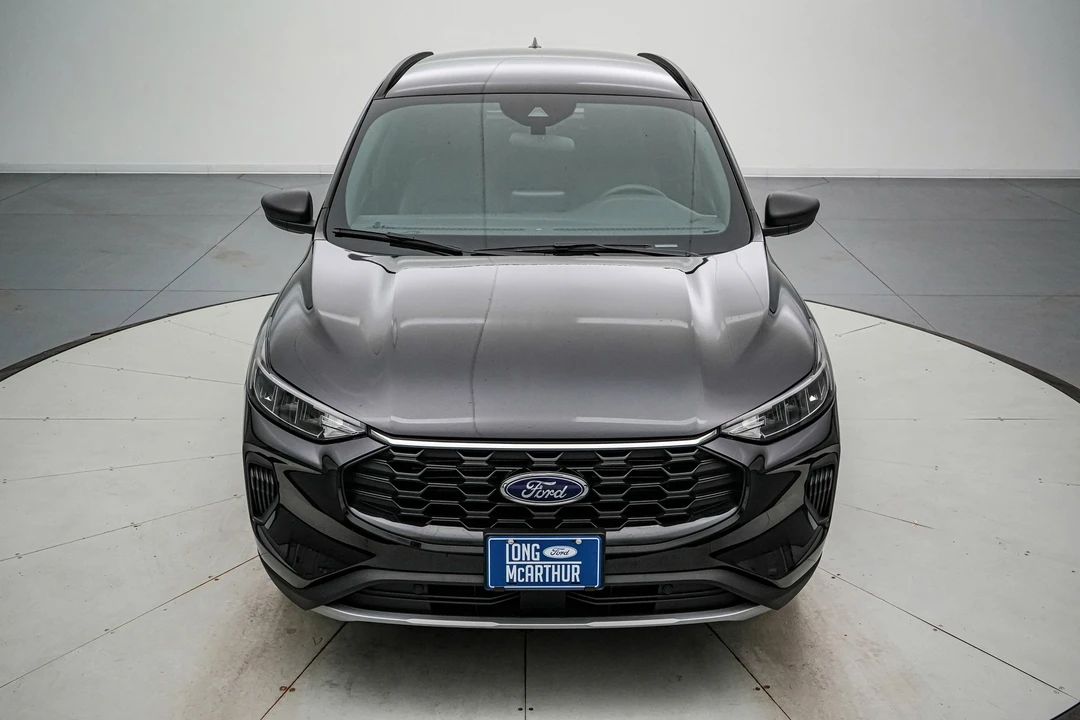 2026 Ford Escape - Image 11 of 21