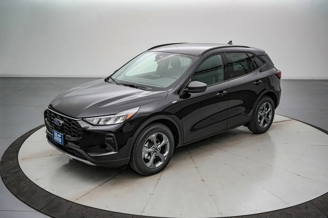 2026 Ford Escape - Image 10 of 21