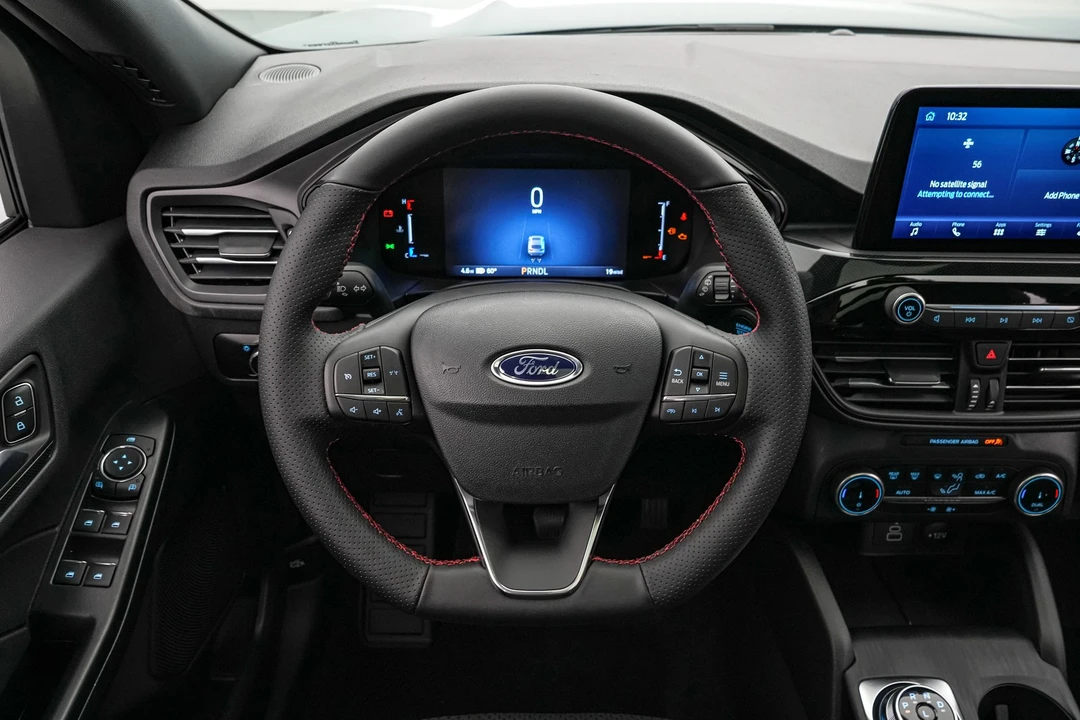 2026 Ford Escape - Image 15 of 21