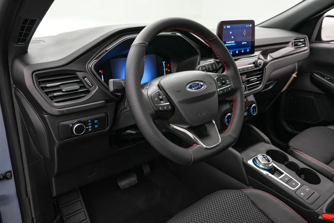 2026 Ford Escape - Image 14 of 21