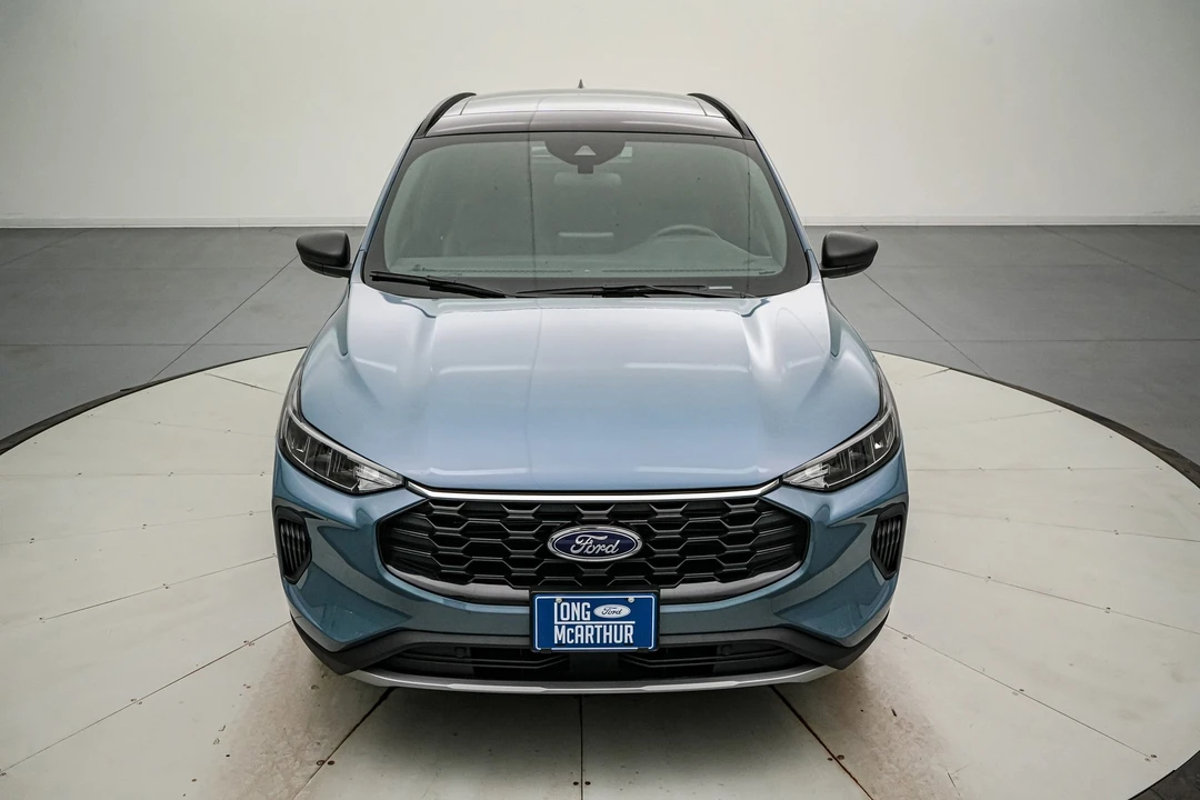2026 Ford Escape - Image 10 of 21