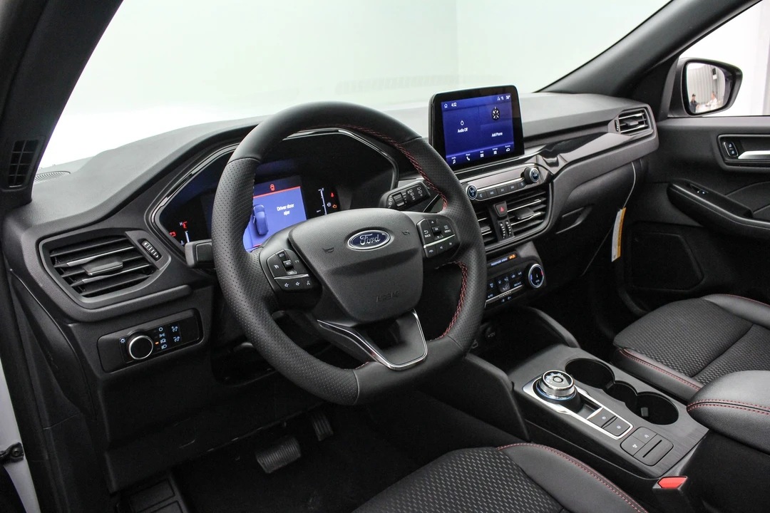 2026 Ford Escape - Image 14 of 21