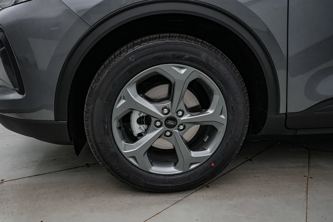 2026 Ford Escape - Image 11 of 21