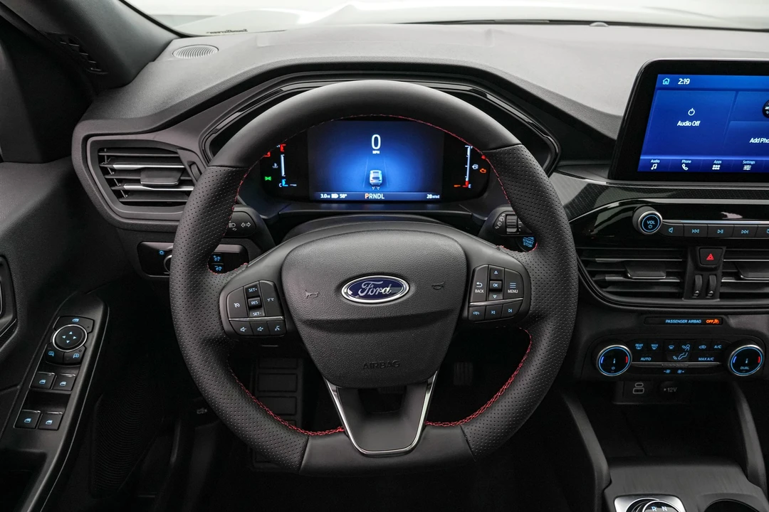 2026 Ford Escape - Image 15 of 21