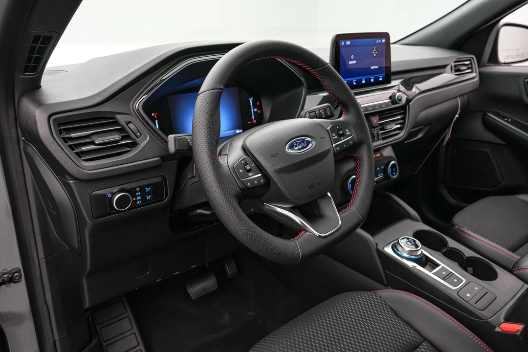 2026 Ford Escape - Image 14 of 21