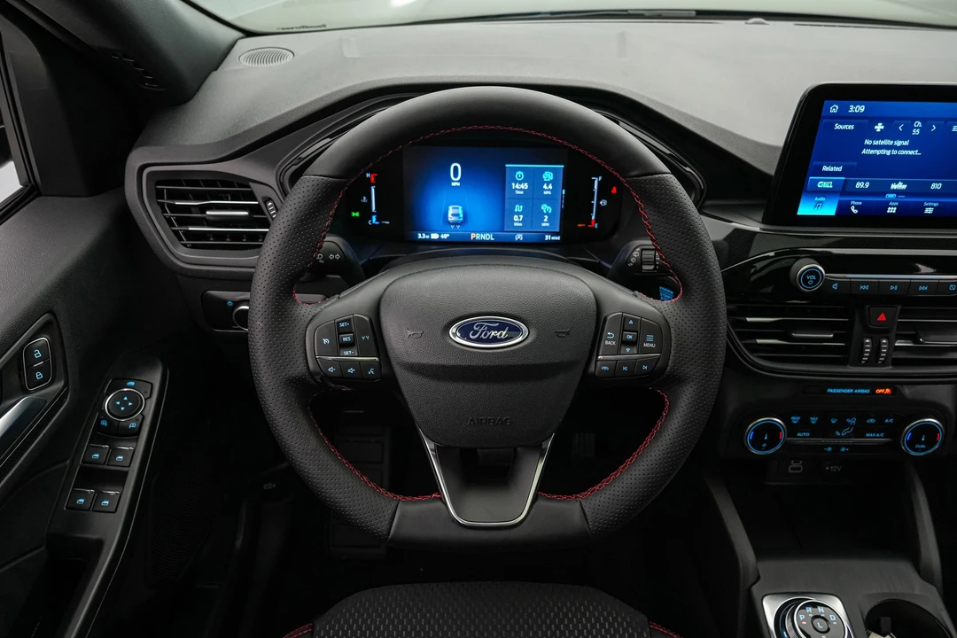 2026 Ford Escape - Image 14 of 21