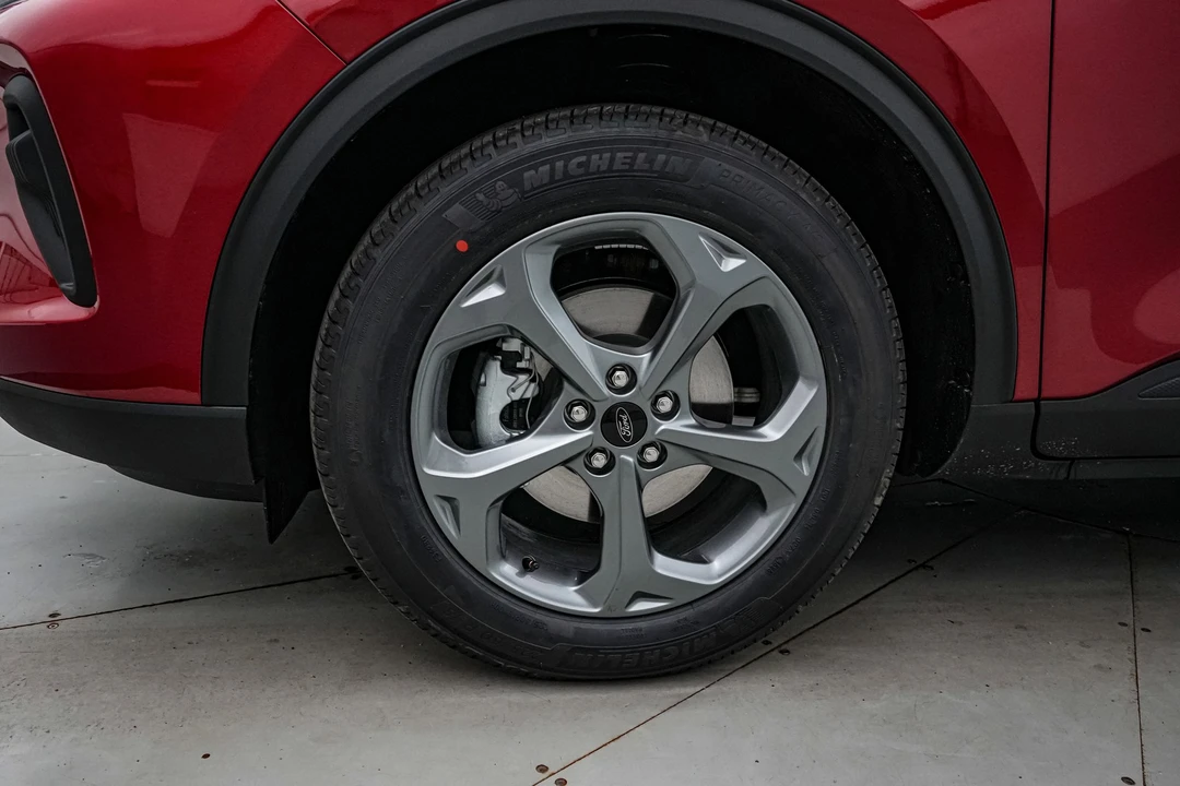 2026 Ford Escape - Image 11 of 21