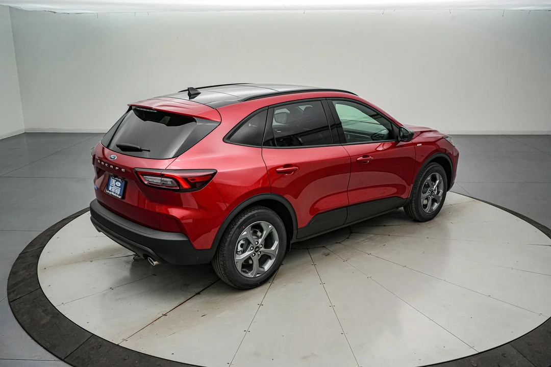 2026 Ford Escape - Image 5 of 21