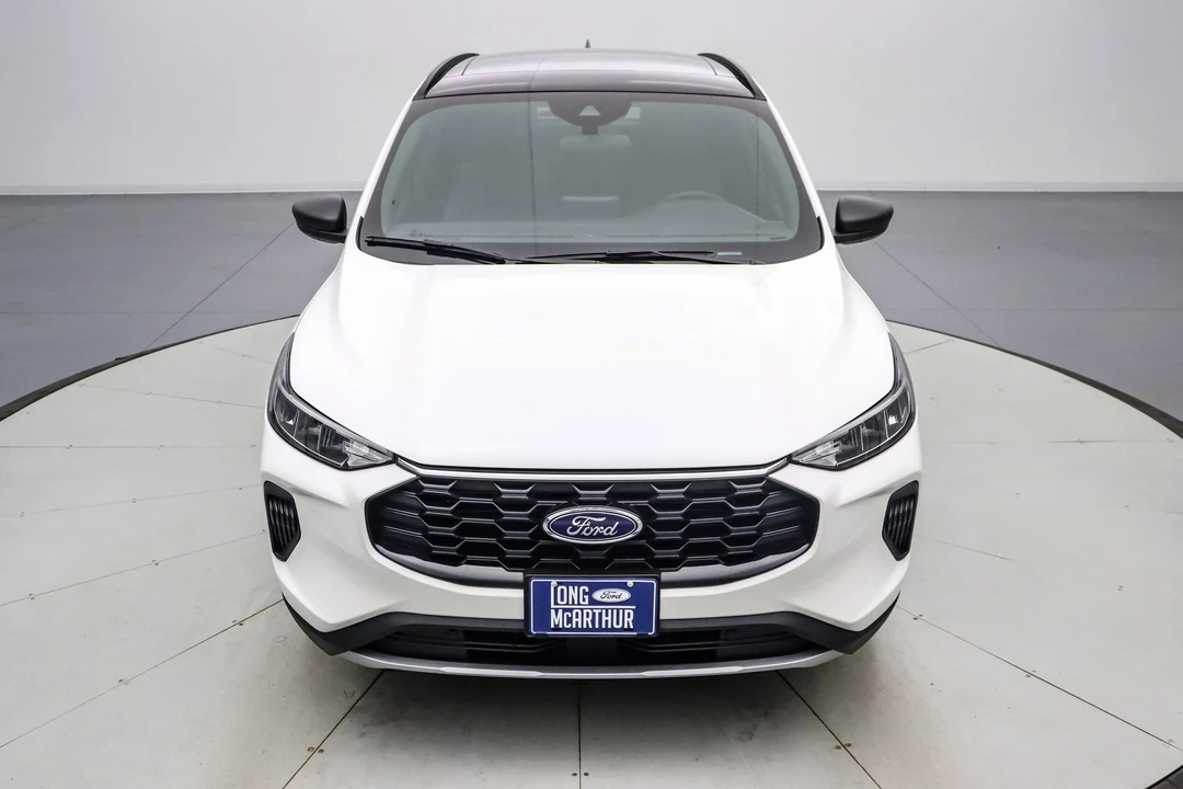2026 Ford Escape - Image 10 of 21