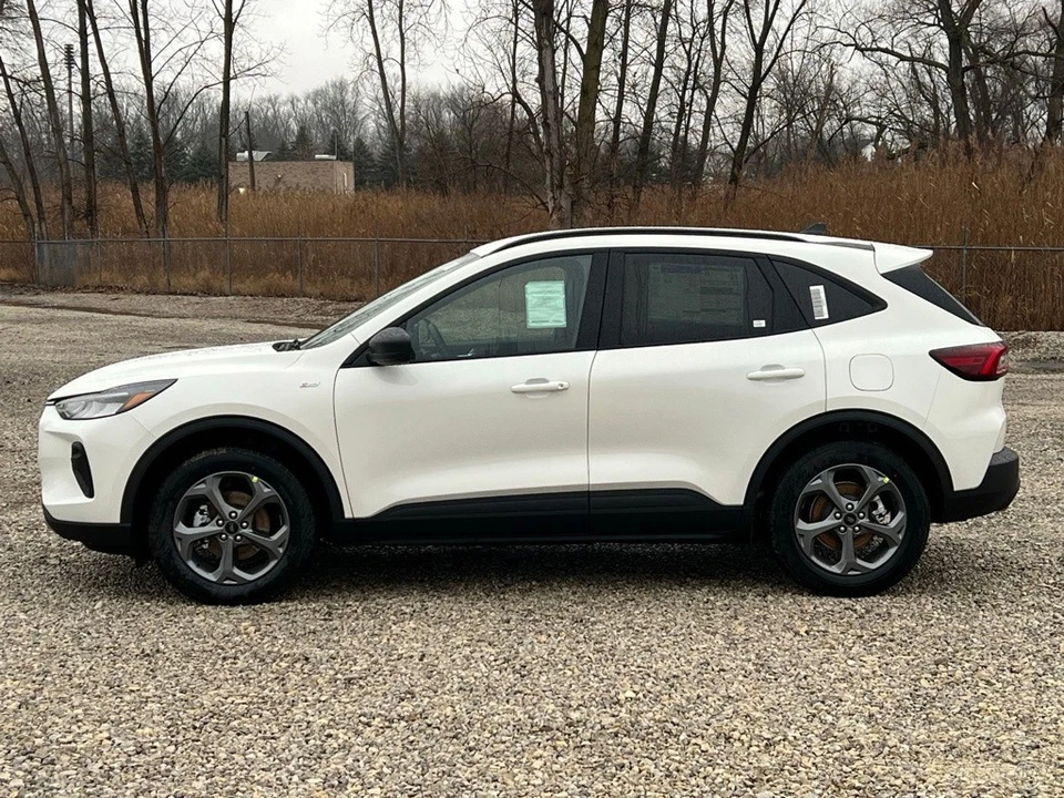 2026 Ford Escape - Image 2 of 12