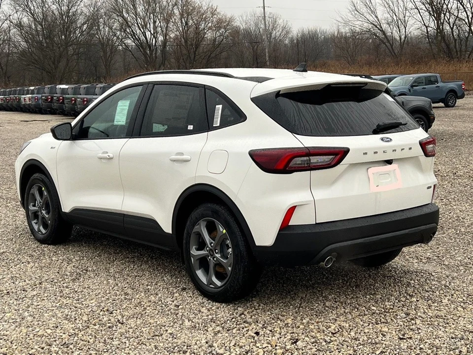 2026 Ford Escape - Image 3 of 12