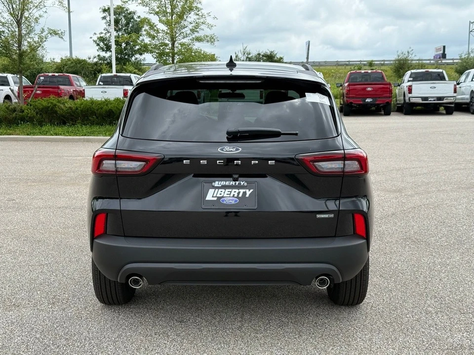 2026 Ford Escape - Image 5 of 12
