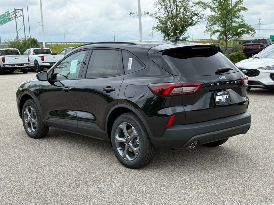 2026 Ford Escape - Image 3 of 12