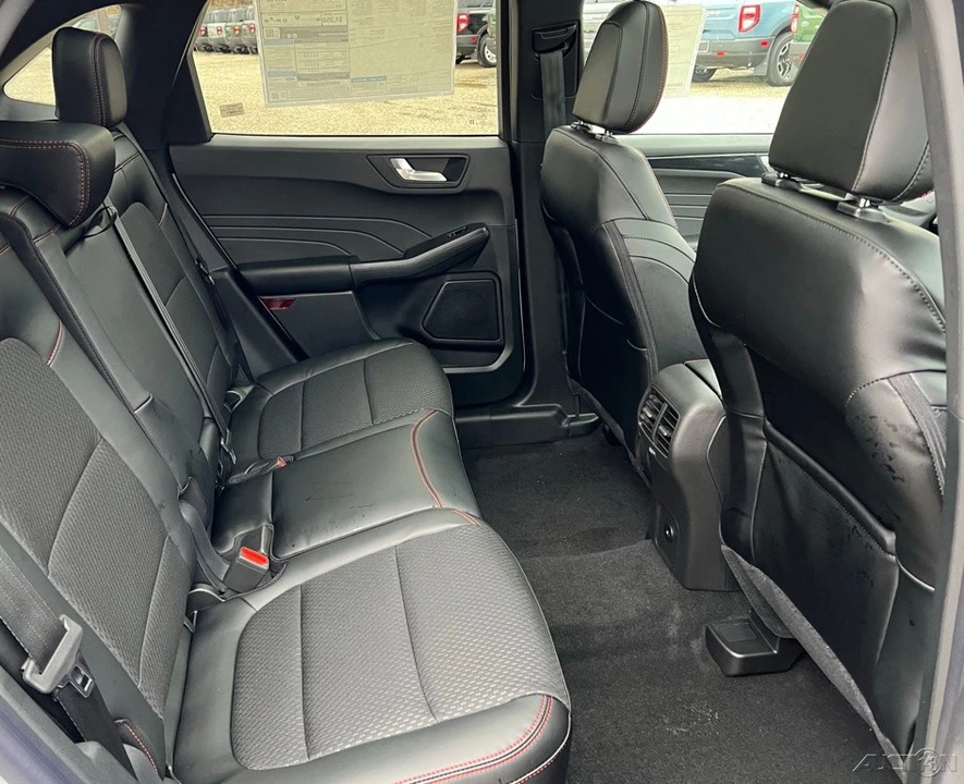 2026 Ford Escape - Image 17 of 21