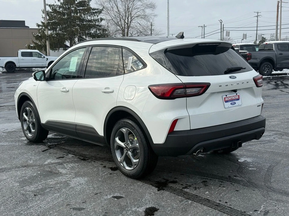 2026 Ford Escape - Image 3 of 12