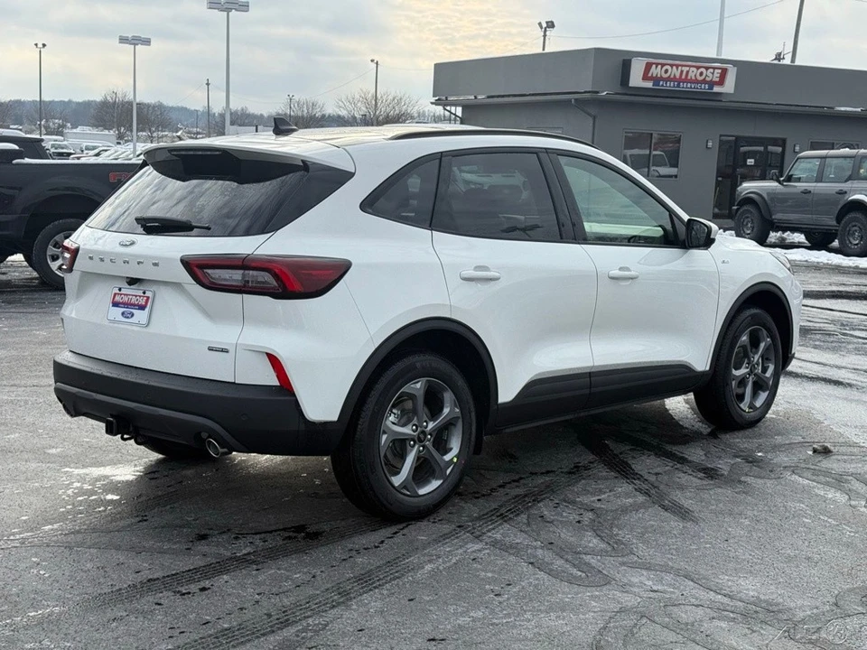 2026 Ford Escape - Image 6 of 12