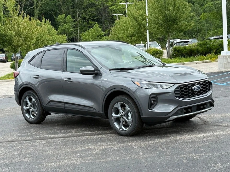 2026 Ford Escape - Image 9 of 12