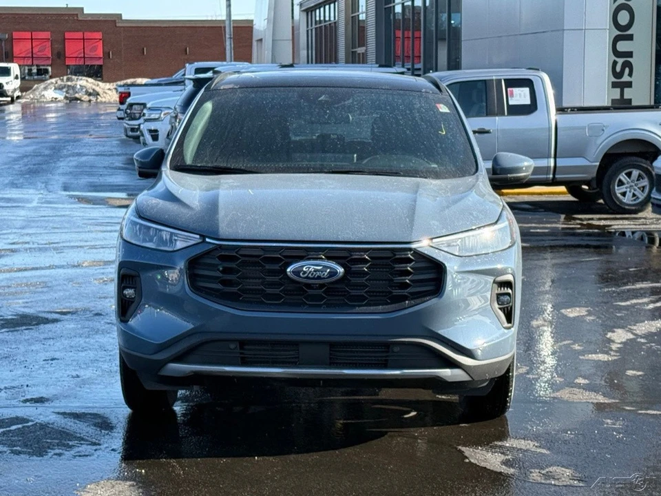 2026 Ford Escape - Image 10 of 12
