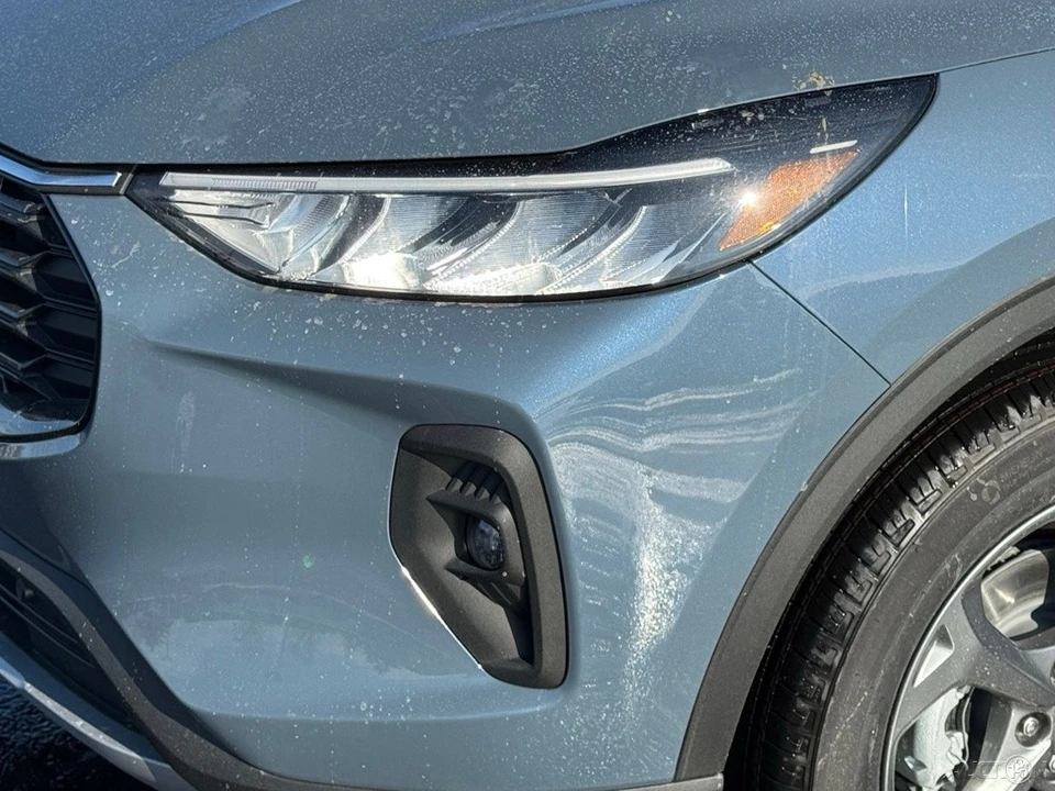 2026 Ford Escape - Image 11 of 12