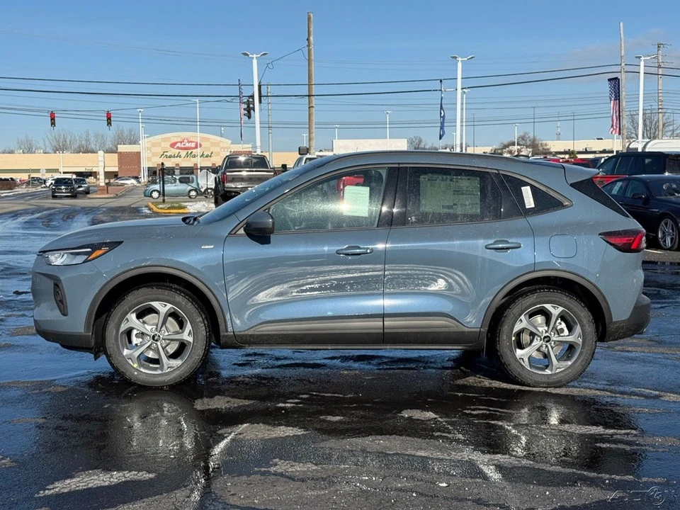 2026 Ford Escape - Image 2 of 12