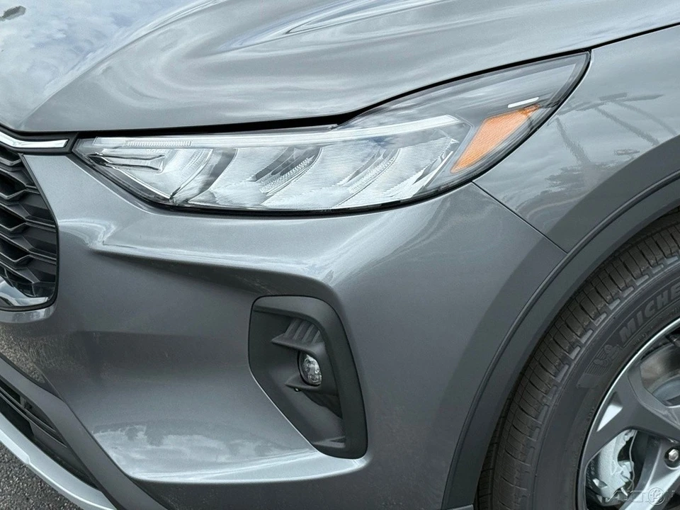 2026 Ford Escape - Image 11 of 12
