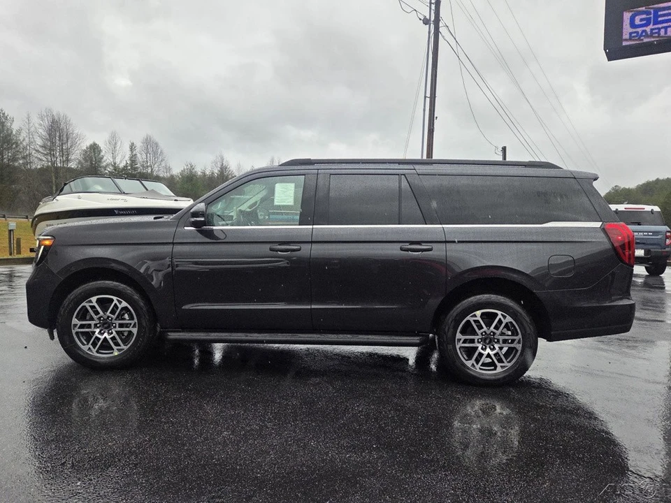 2026 Ford Expedition 5th Gen - Image 3 of 21