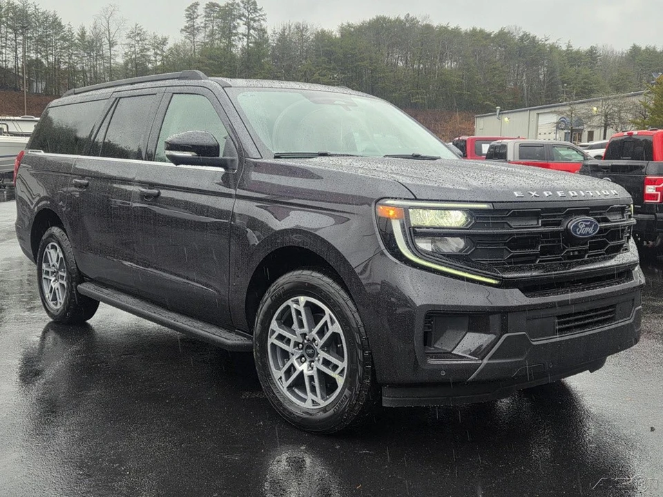 2026 Ford Expedition 5th Gen - Image 13 of 21