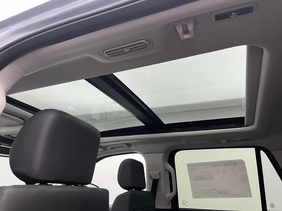 2026 Ford Expedition 5th Gen - Image 3 of 12