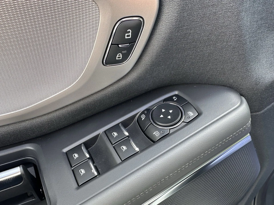 2026 Ford Expedition 5th Gen - Image 18 of 21