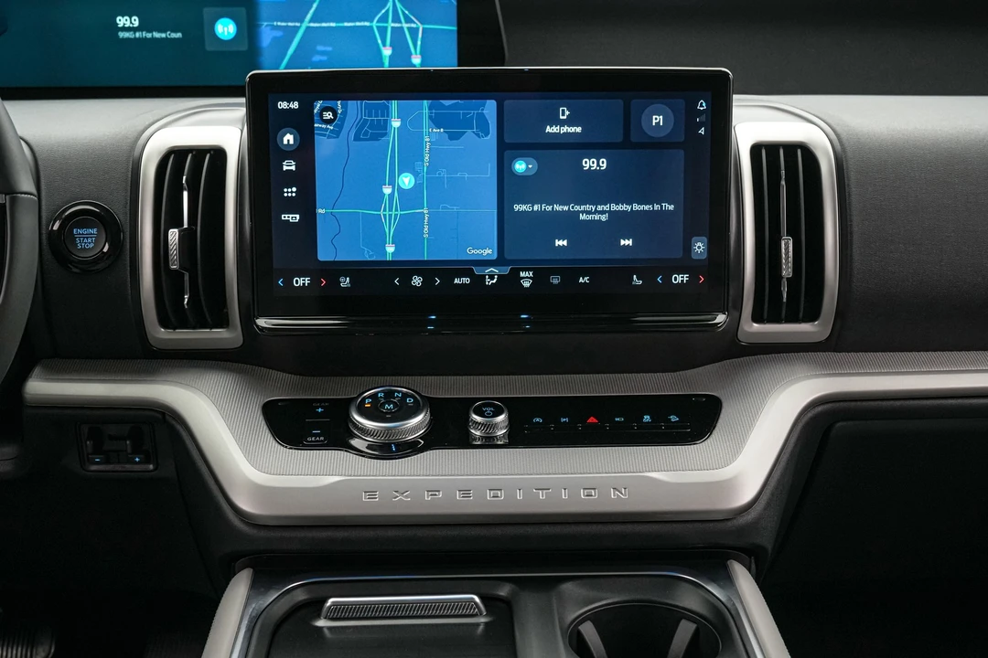 2026 Ford Expedition 5th Gen - Image 16 of 21
