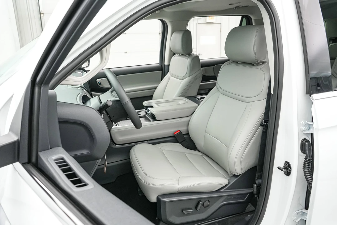2026 Ford Expedition 5th Gen - Image 12 of 21
