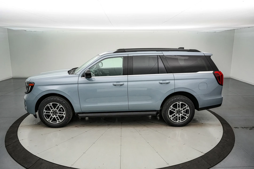 2026 Ford Expedition 5th Gen - Image 8 of 21