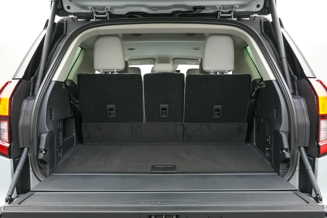 2026 Ford Expedition 5th Gen - Image 23 of 29
