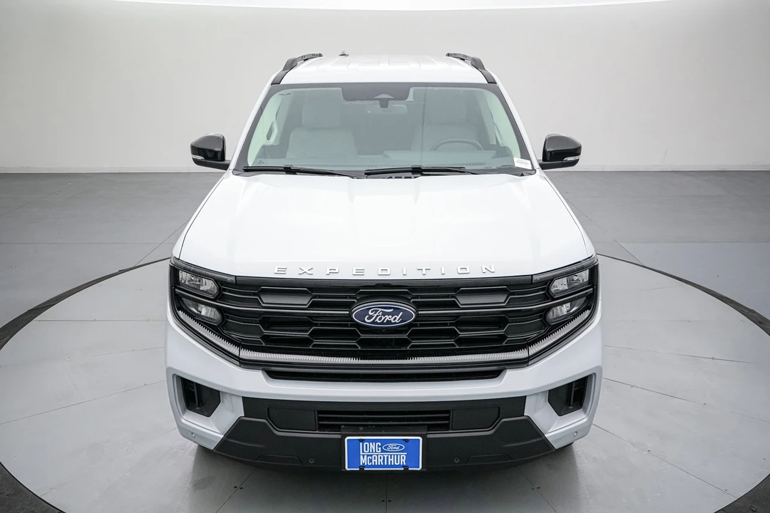 2026 Ford Expedition 5th Gen - Image 10 of 29