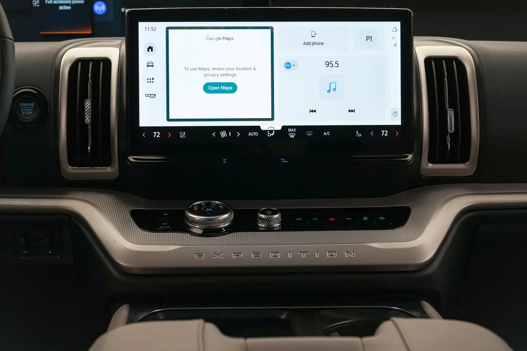 2026 Ford Expedition 5th Gen - Image 16 of 29