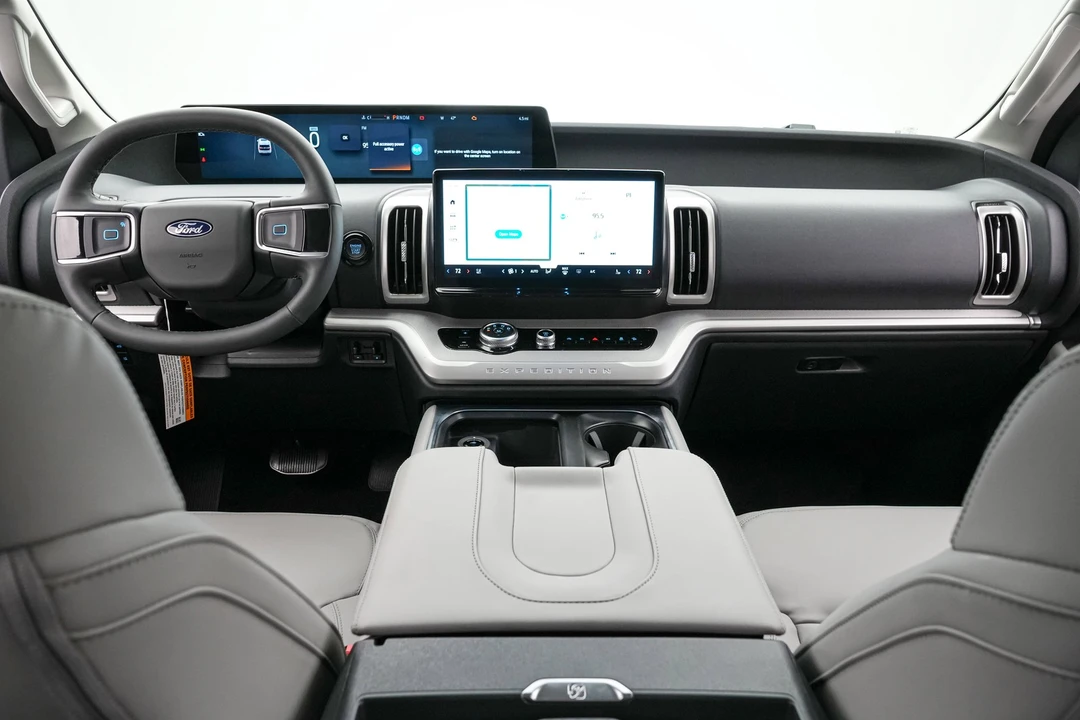 2026 Ford Expedition 5th Gen - Image 15 of 29