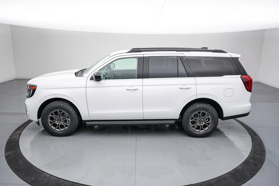 2026 Ford Expedition 5th Gen - Image 8 of 21