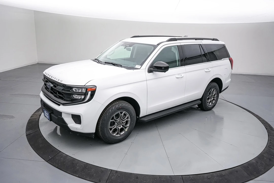 2026 Ford Expedition 5th Gen - Image 9 of 21