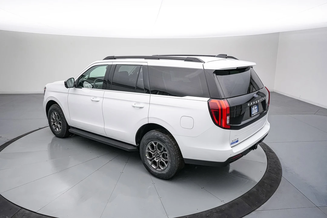 2026 Ford Expedition 5th Gen - Image 7 of 21