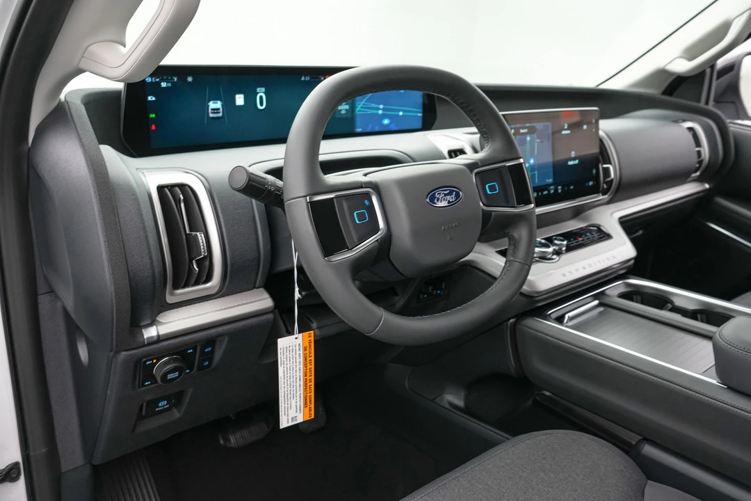 2026 Ford Expedition 5th Gen - Image 13 of 21