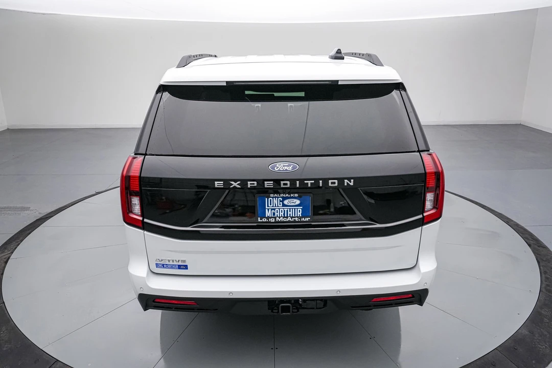 2026 Ford Expedition 5th Gen - Image 6 of 28