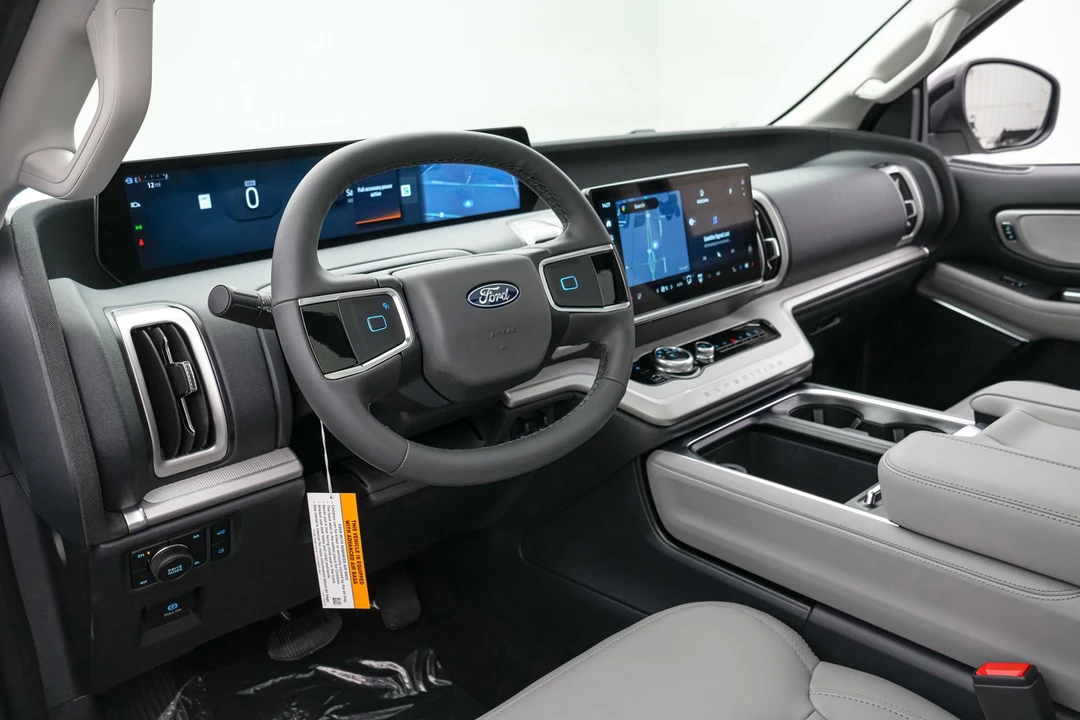 2026 Ford Expedition 5th Gen - Image 13 of 31