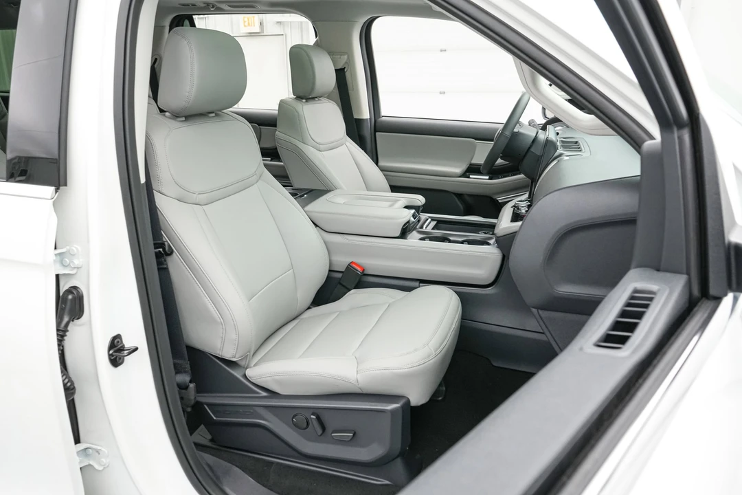 2026 Ford Expedition 5th Gen - Image 31 of 31
