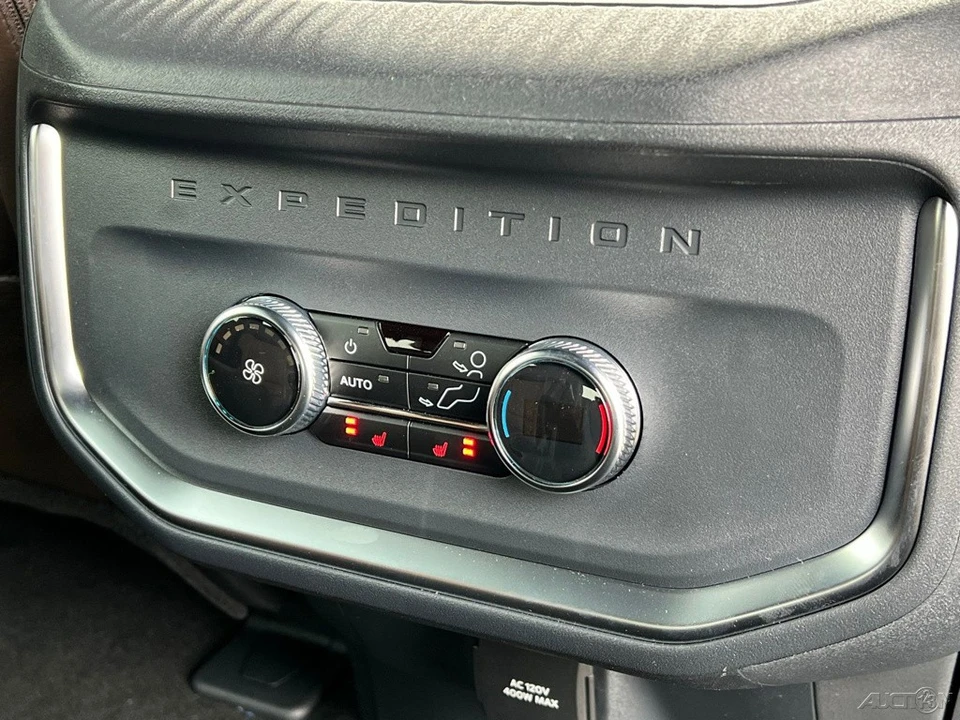 2026 Ford Expedition 5th Gen - Image 21 of 21