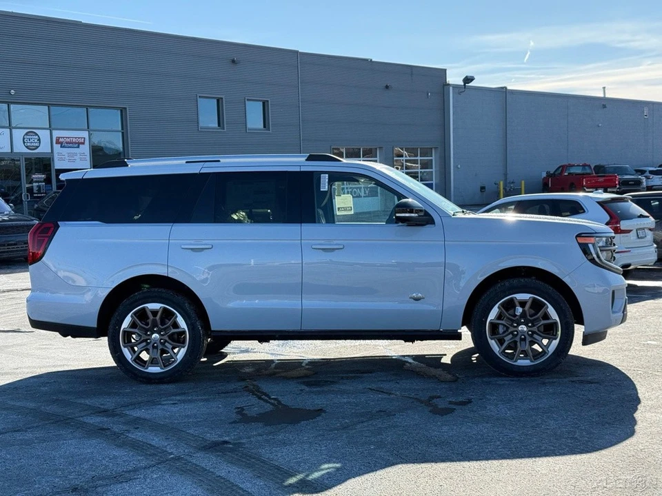 2026 Ford Expedition 5th Gen - Image 7 of 12