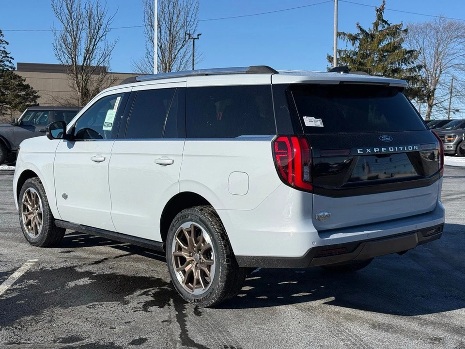 2026 Ford Expedition 5th Gen - Image 3 of 12