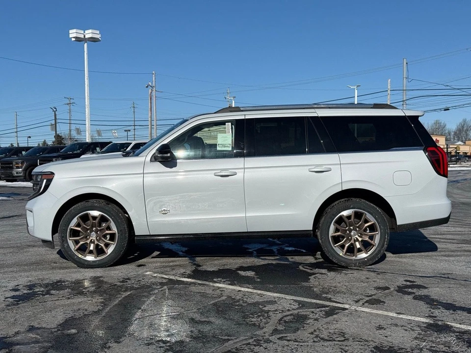 2026 Ford Expedition 5th Gen - Image 2 of 12