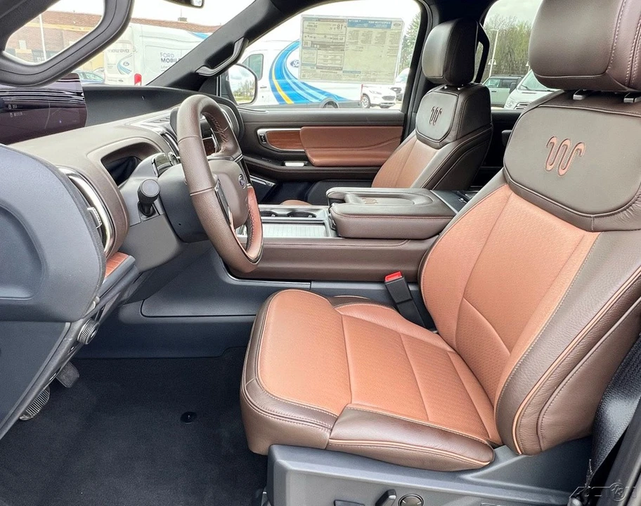 2026 Ford Expedition 5th Gen - Image 15 of 21